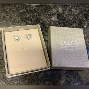 NWT Zales Heart Halo Crystal Stud Earrings